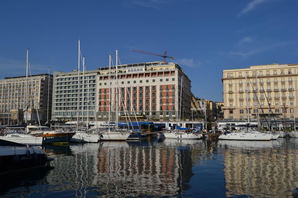 Transatlantico Ξενοδοχείο Νάπολη Εξωτερικό φωτογραφία