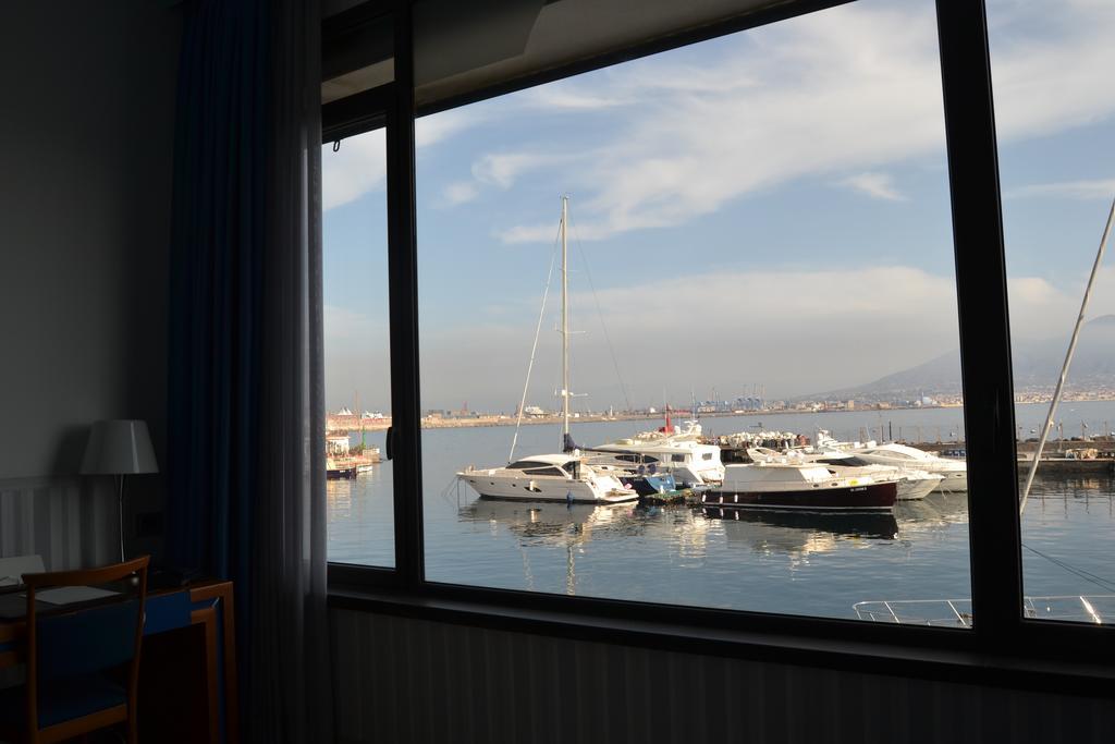 Transatlantico Ξενοδοχείο Νάπολη Δωμάτιο φωτογραφία