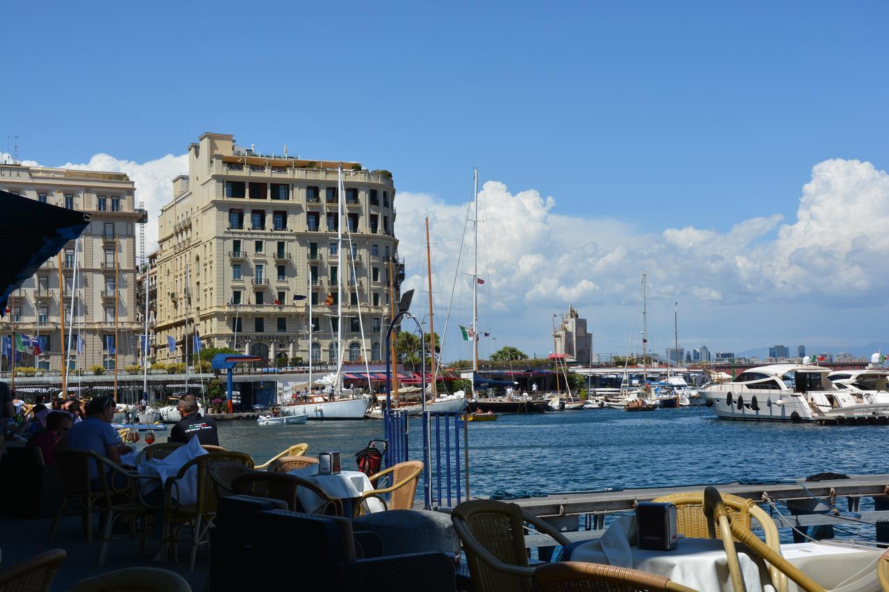 Transatlantico Ξενοδοχείο Νάπολη Εξωτερικό φωτογραφία