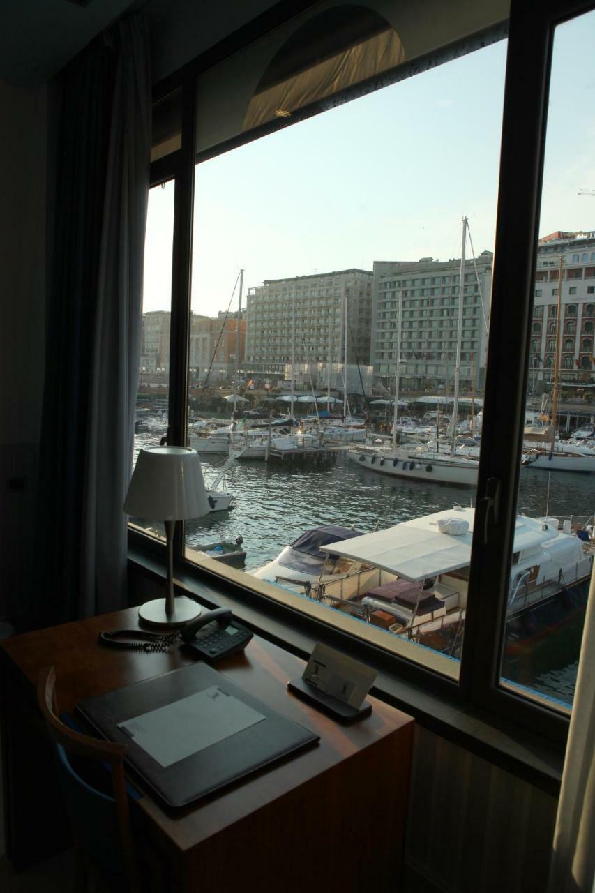 Transatlantico Ξενοδοχείο Νάπολη Εξωτερικό φωτογραφία